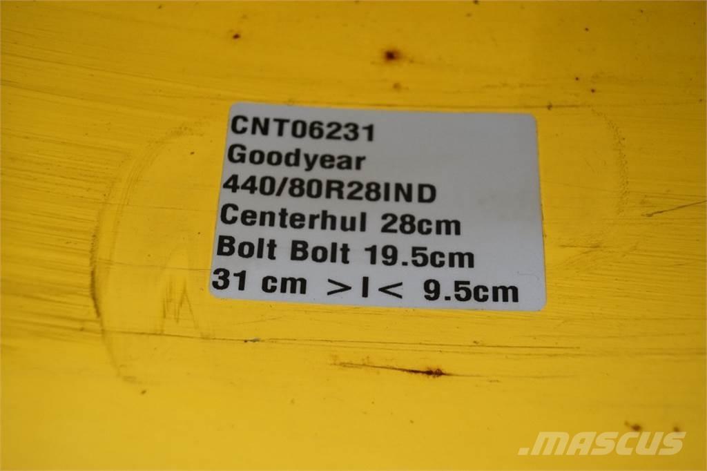  28 440/80R28 Pneumatiky, kolesá a ráfiky