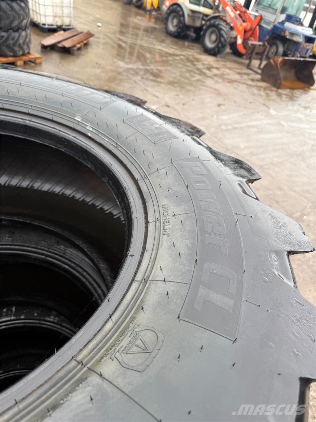  440/80-24 Pneumatiky, kolesá a ráfiky