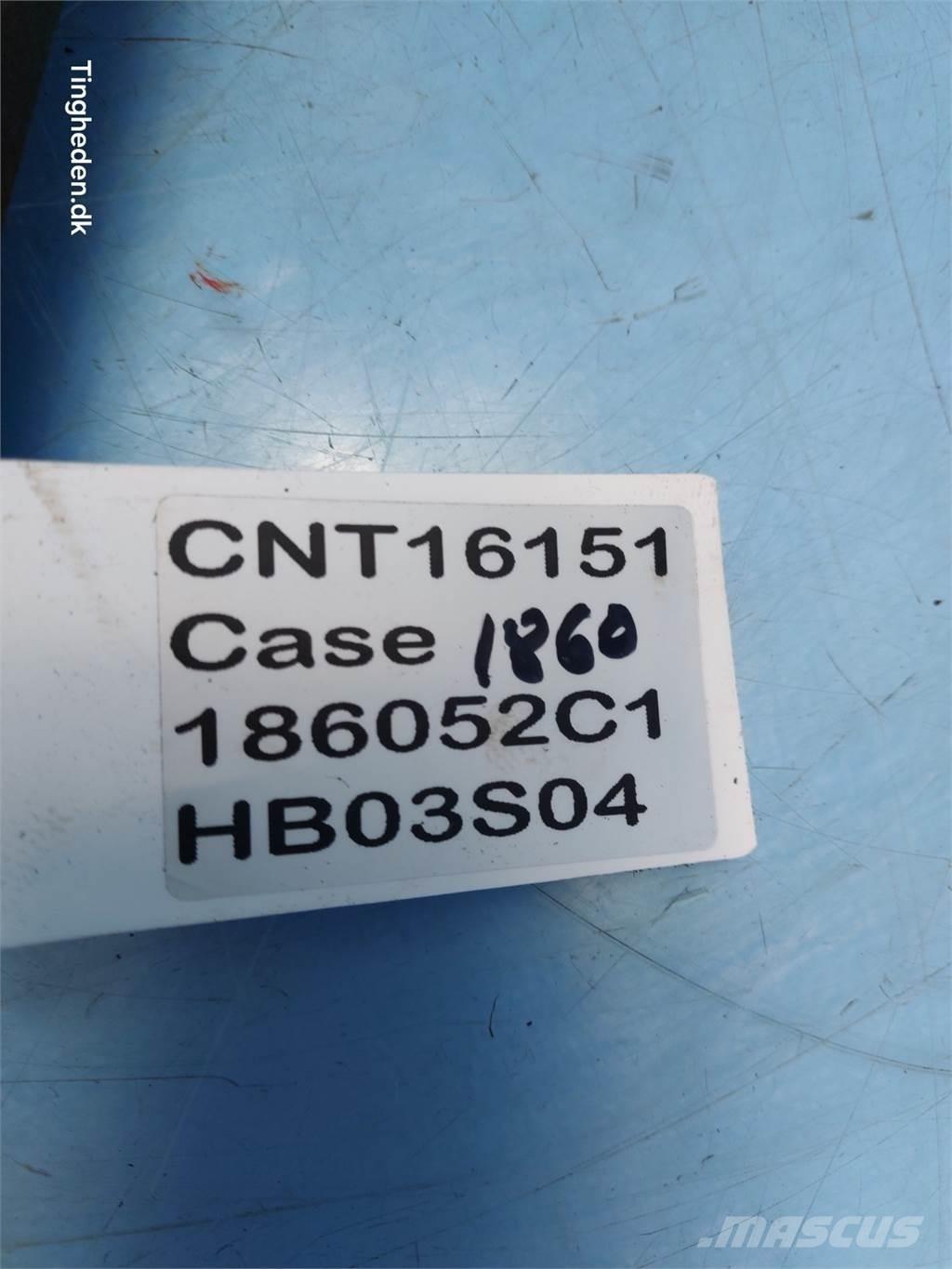 CASE 1680 Príslušenstvo a náhradné diely ku kombajnom