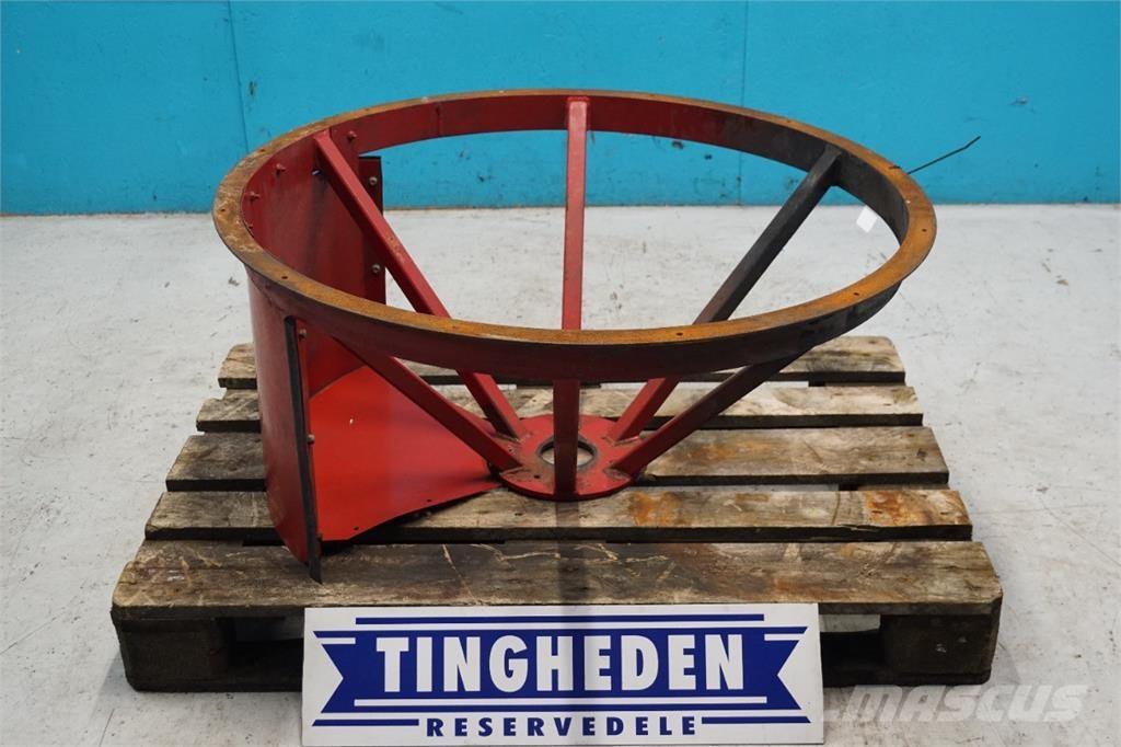 CASE 2388 Radiátory