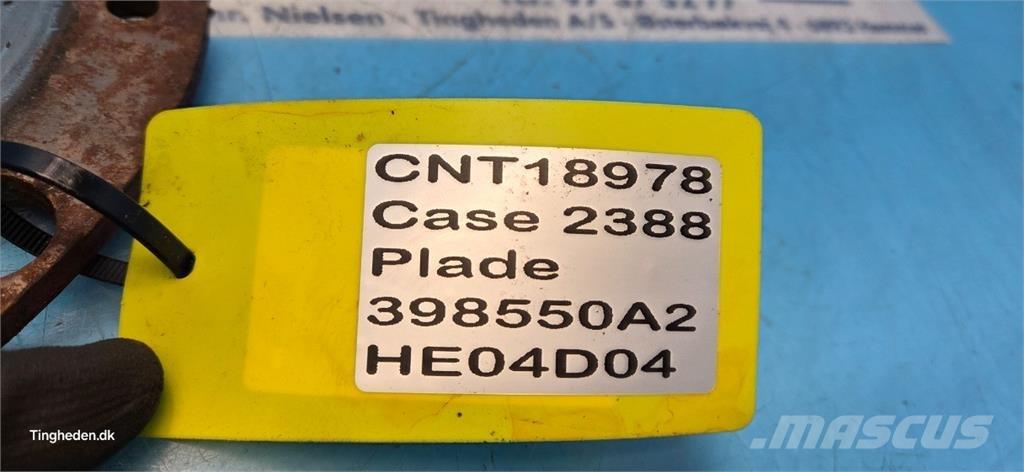 CASE 2388 Príslušenstvo a náhradné diely ku kombajnom