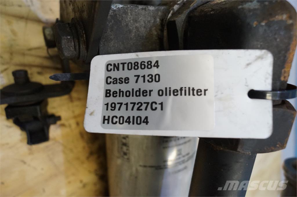 CASE 7130 Motory
