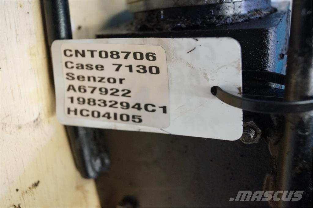 CASE 7130 Elektronika