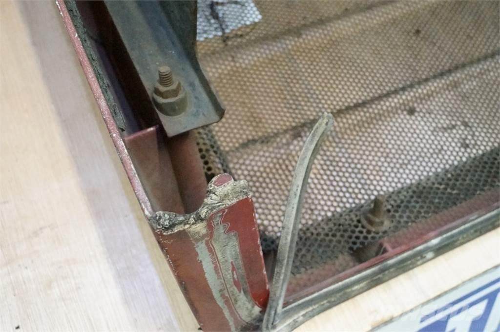 CASE 7130 Ďalšie príslušenstvo traktorov