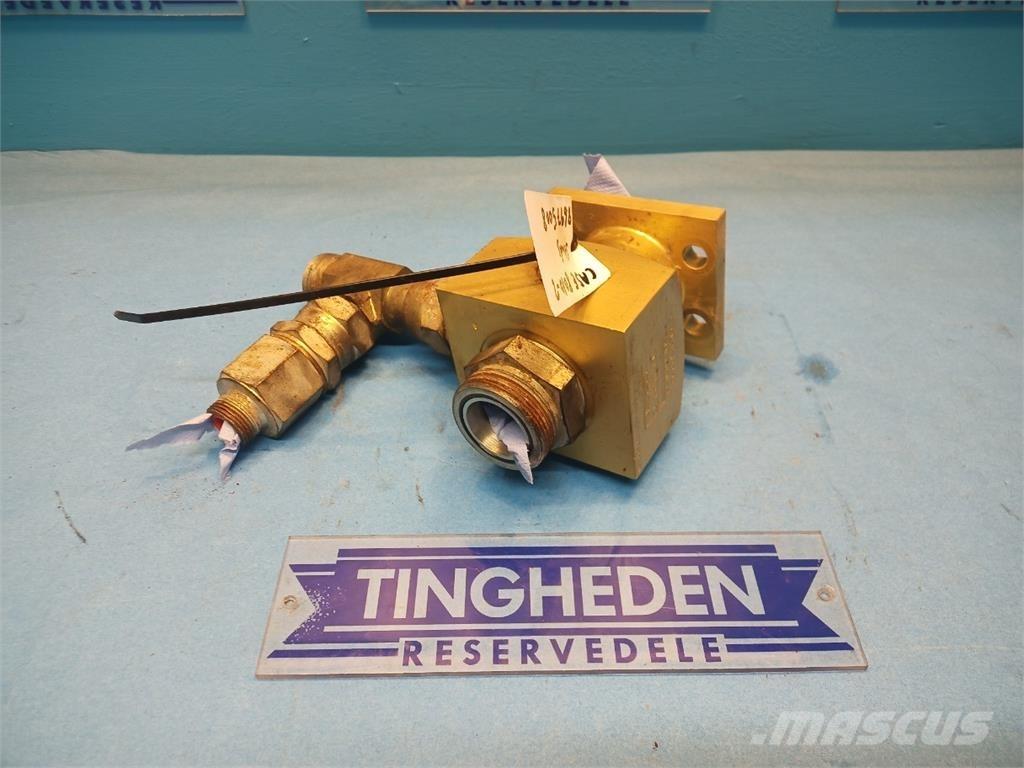 CASE 8010 Hydraulika