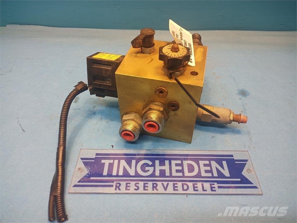 CASE 8010 Hydraulika