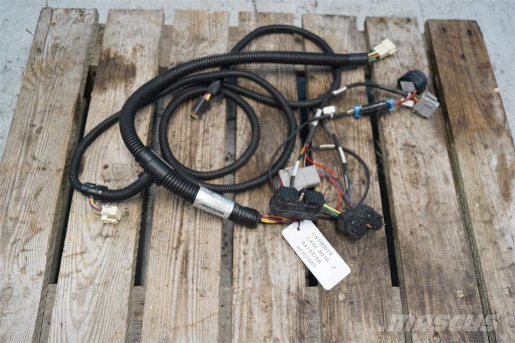 CASE 8010 Elektronika