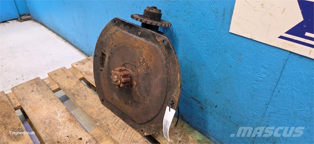 CASE 8010 Prevodovka