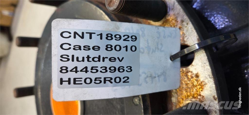 CASE 8010 Príslušenstvo a náhradné diely ku kombajnom