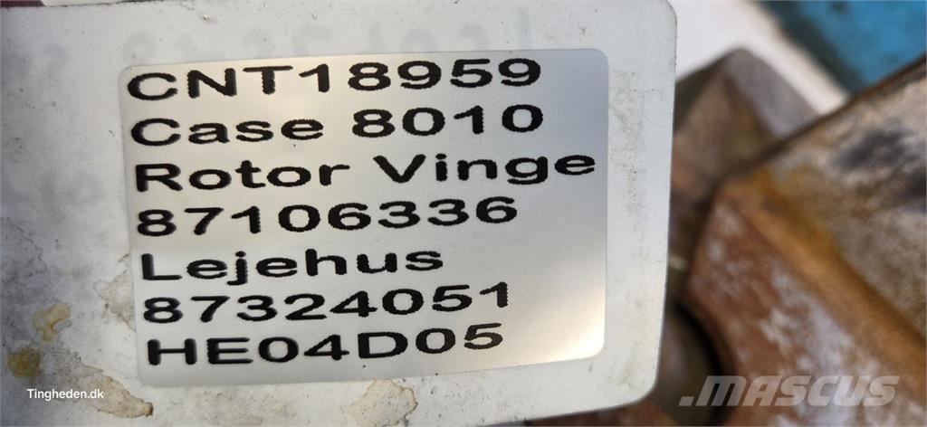 CASE 8010 Príslušenstvo a náhradné diely ku kombajnom