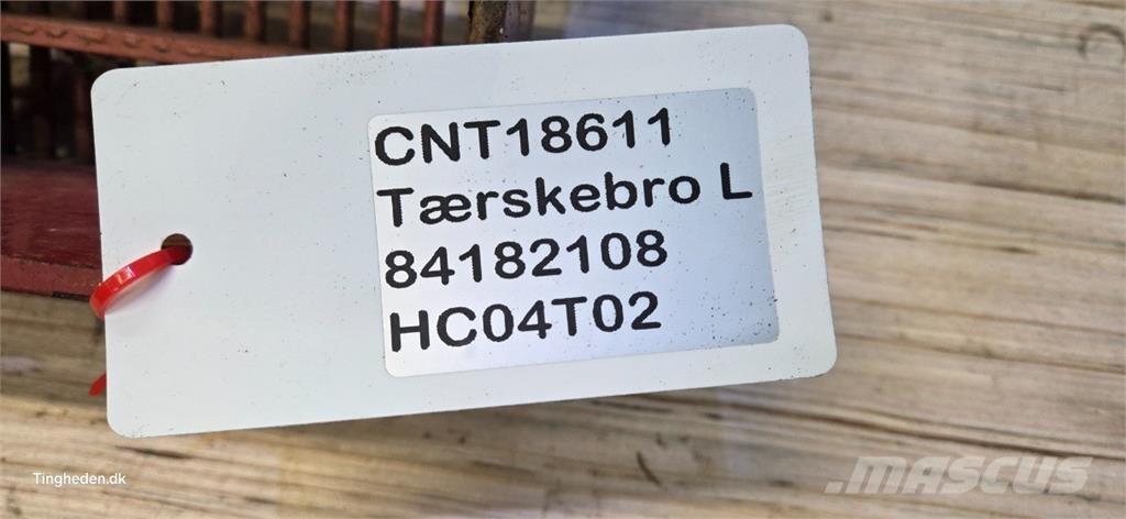 CASE 9010 Príslušenstvo a náhradné diely ku kombajnom