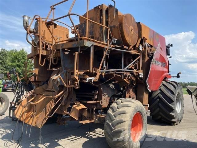 CASE 9230 Kombinované zberacie stroje