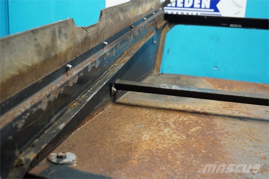CASE 9230 Posýpače soli a piesku