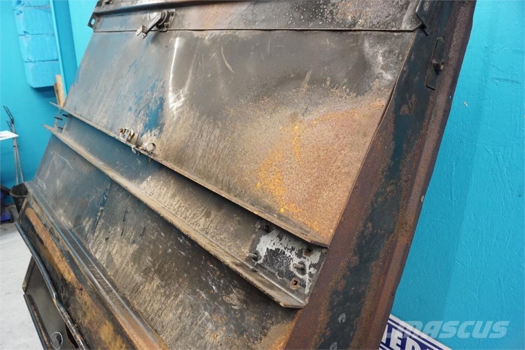 CASE 9230 Posýpače soli a piesku