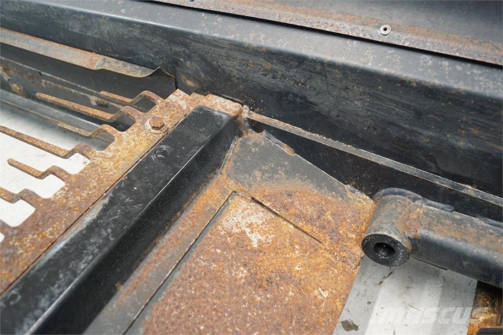 CASE 9230 Posýpače soli a piesku