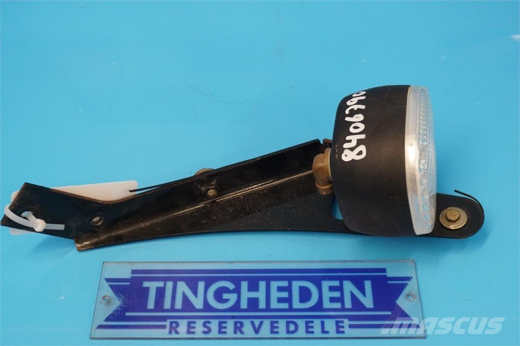 CASE 9230 Elektronika