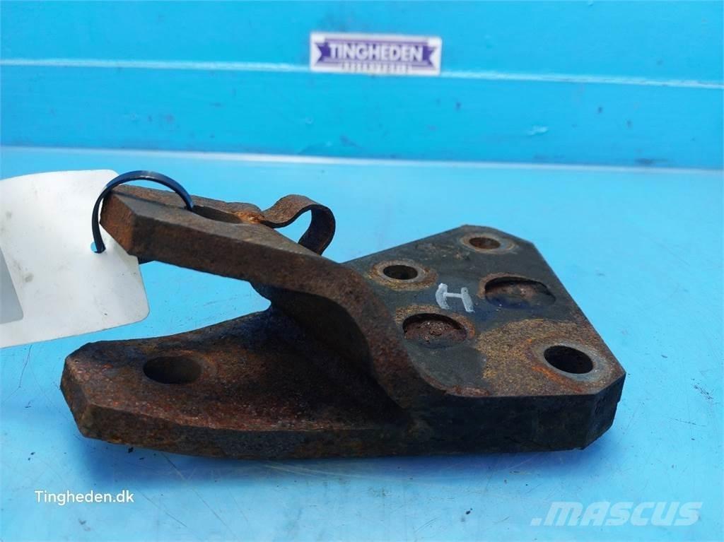CASE Farmall 95A Ďalšie príslušenstvo traktorov