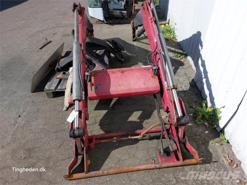 CASE Farmall 95A Príslušenstvo pre čelné nakladače