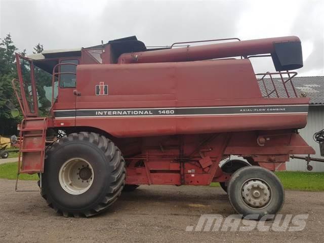 Case IH 1460 Kombinované zberacie stroje