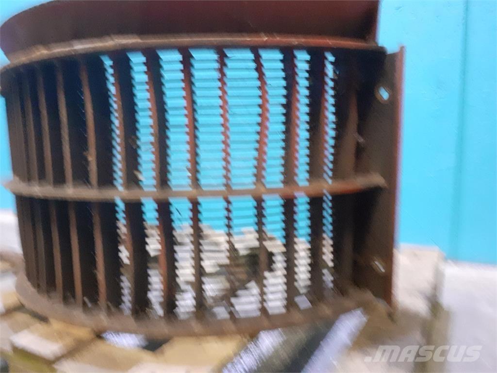 Case IH 1460 Príslušenstvo a náhradné diely ku kombajnom