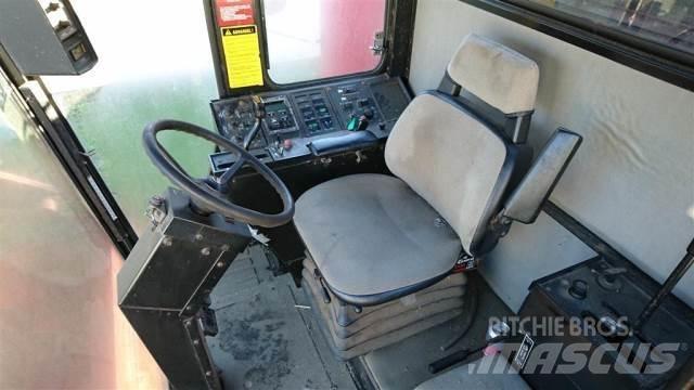 Case IH 1640 Kombinované zberacie stroje