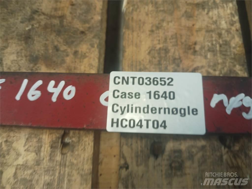 Case IH 1640 Príslušenstvo a náhradné diely ku kombajnom