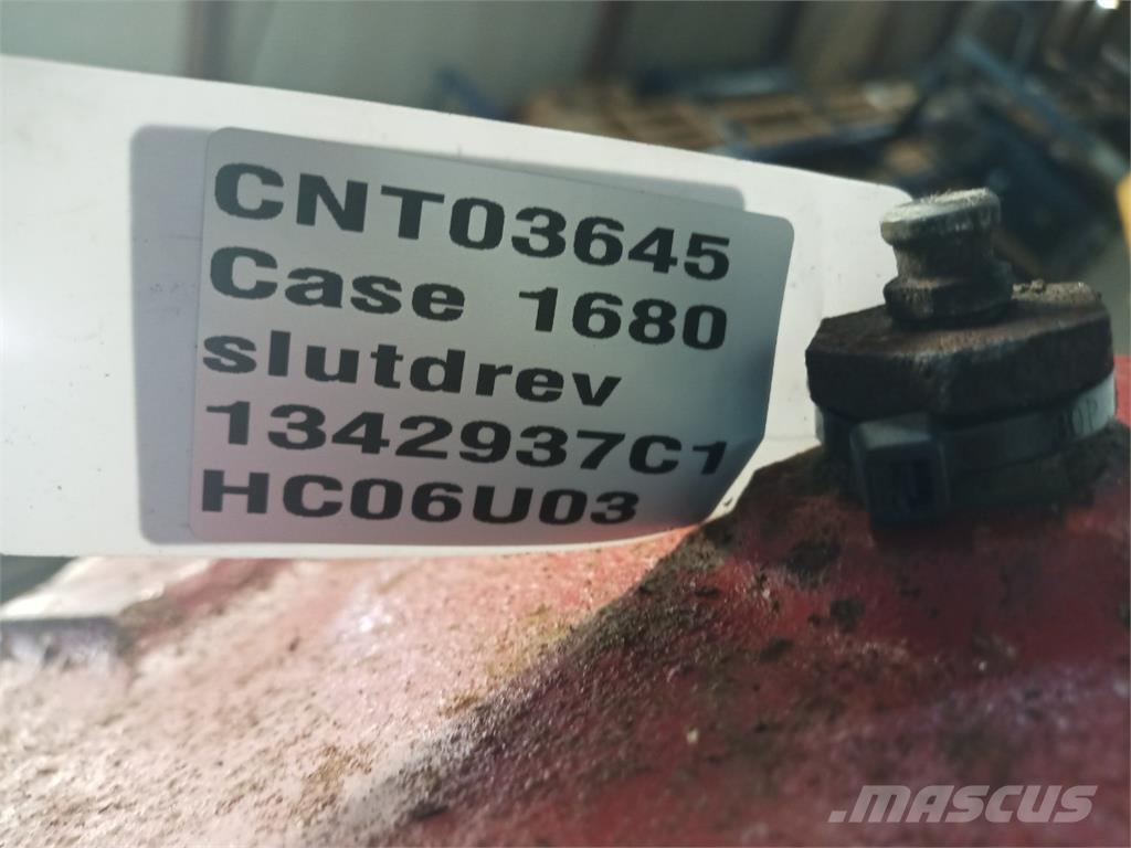 Case IH 1680 Príslušenstvo a náhradné diely ku kombajnom