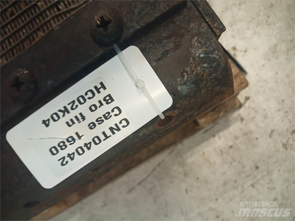 Case IH 1680 Príslušenstvo a náhradné diely ku kombajnom