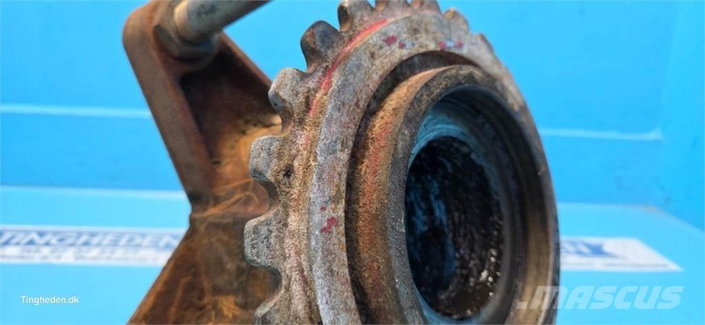 Case IH 1680 Príslušenstvo a náhradné diely ku kombajnom