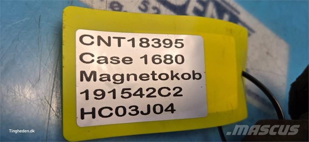 Case IH 1680 Príslušenstvo a náhradné diely ku kombajnom