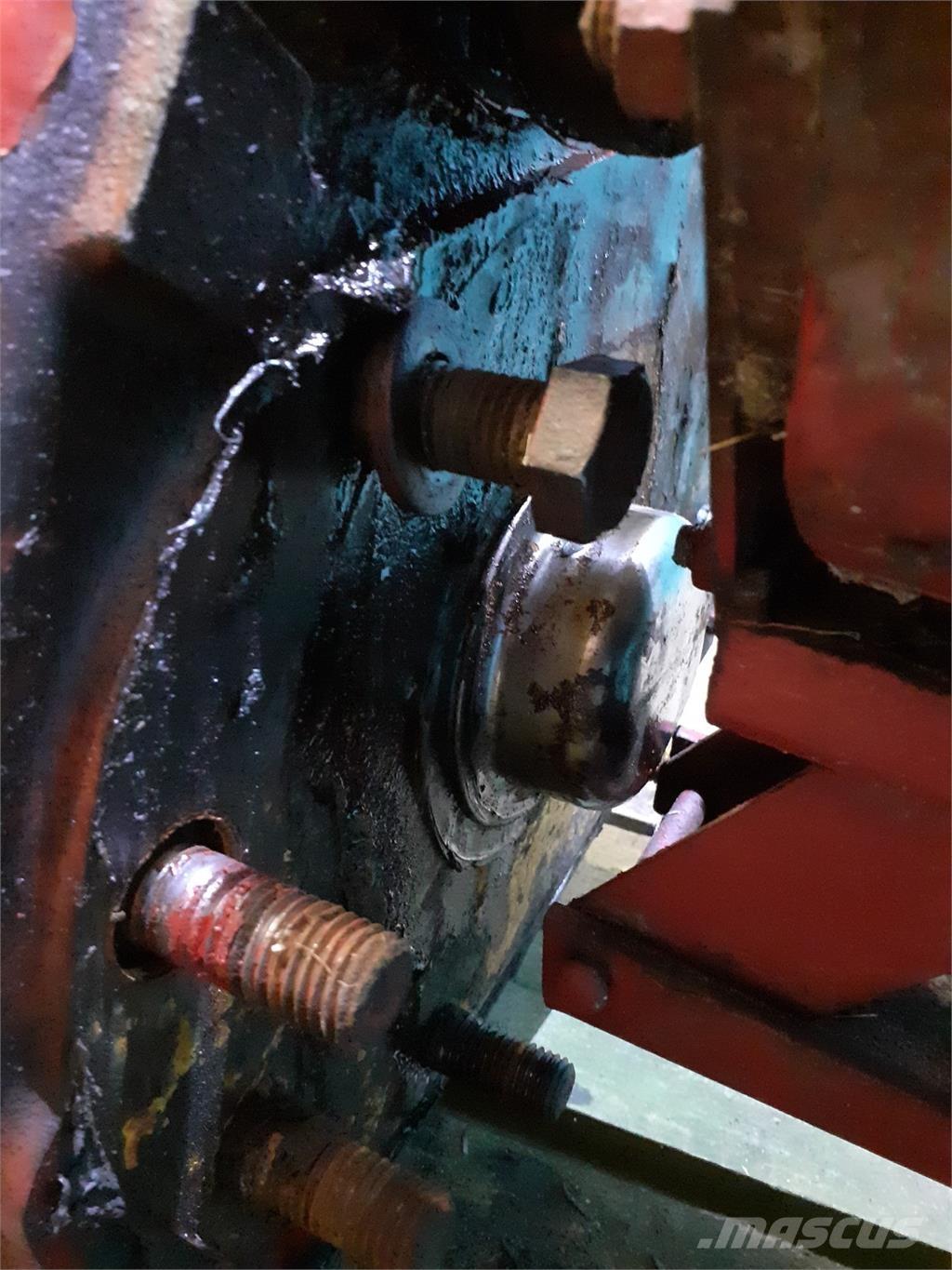 Case IH 6120 Príslušenstvo a náhradné diely ku kombajnom