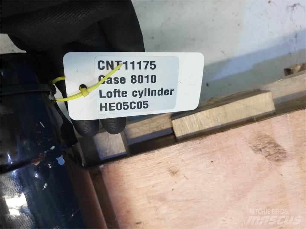 Case IH 8010 Príslušenstvo a náhradné diely ku kombajnom
