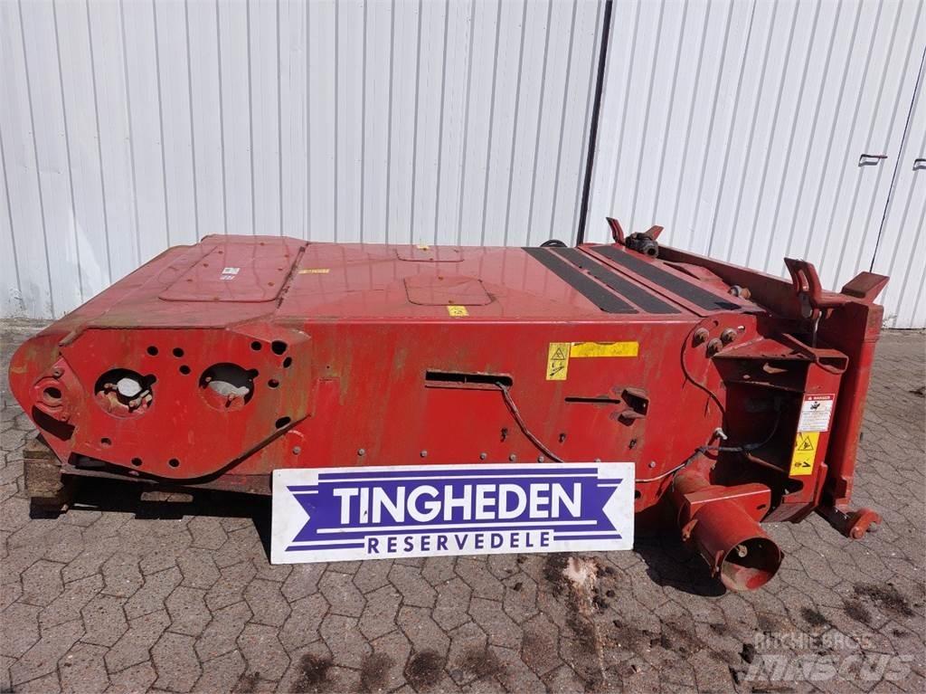 Case IH 8010 Príslušenstvo a náhradné diely ku kombajnom