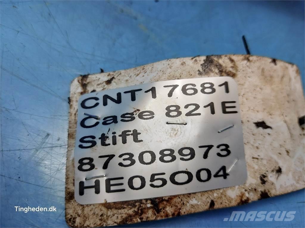 Case IH 821E Výložníky a lyžice