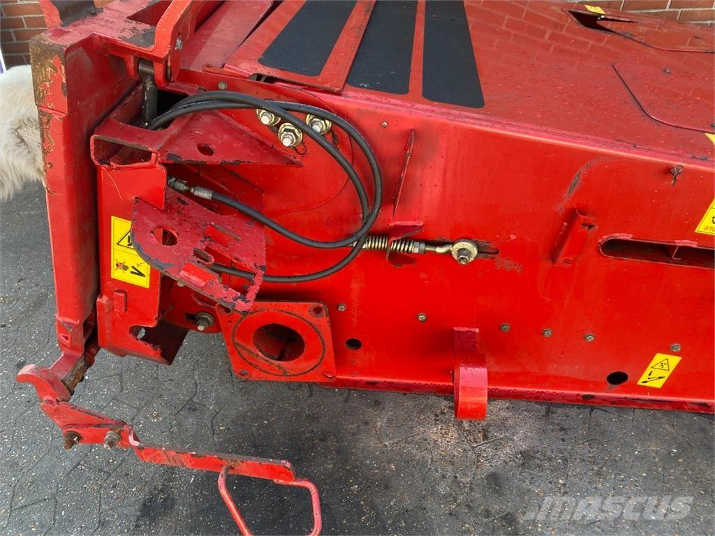 Case IH 9120 Príslušenstvo a náhradné diely ku kombajnom