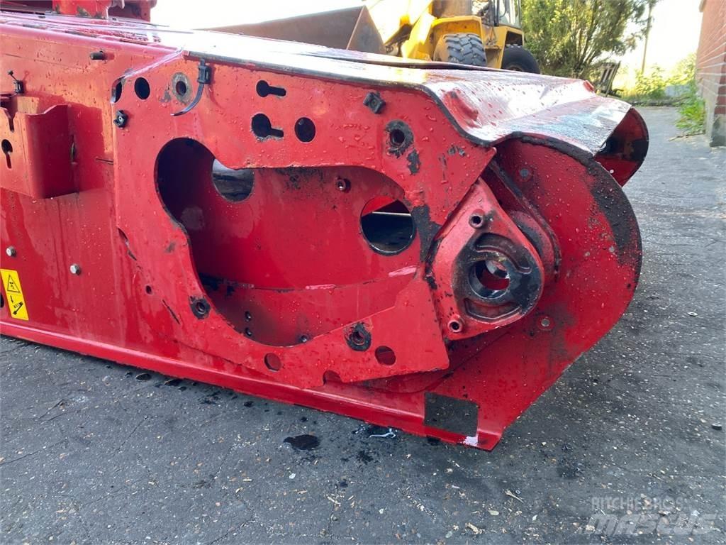 Case IH 9230 Príslušenstvo a náhradné diely ku kombajnom