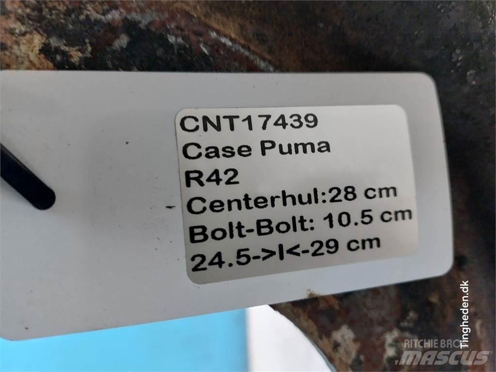 Case IH R42 Pneumatiky, kolesá a ráfiky