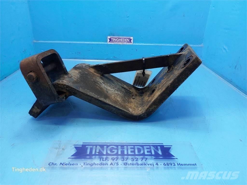 CASE Puma 185 Kabíny a interiér