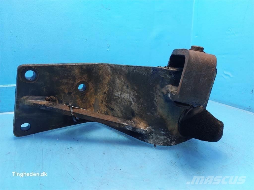 CASE Puma 185 Kabíny a interiér