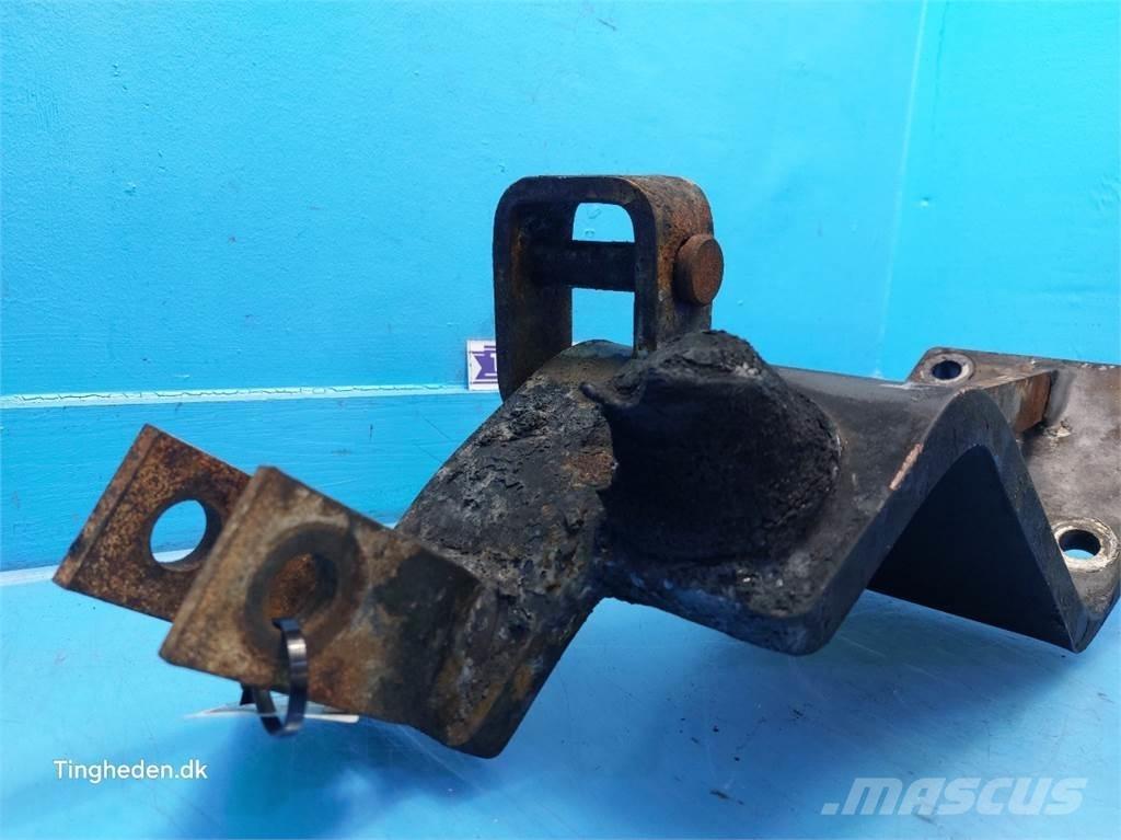 CASE Puma 185 Kabíny a interiér