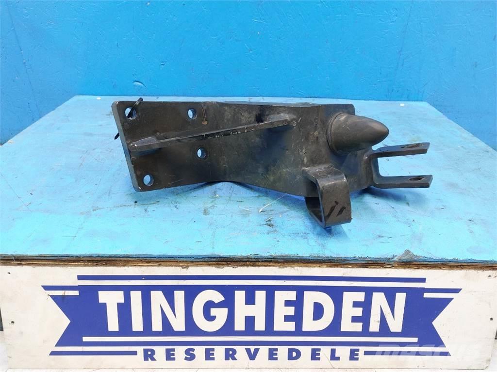 CASE Puma 200 Kabíny a interiér