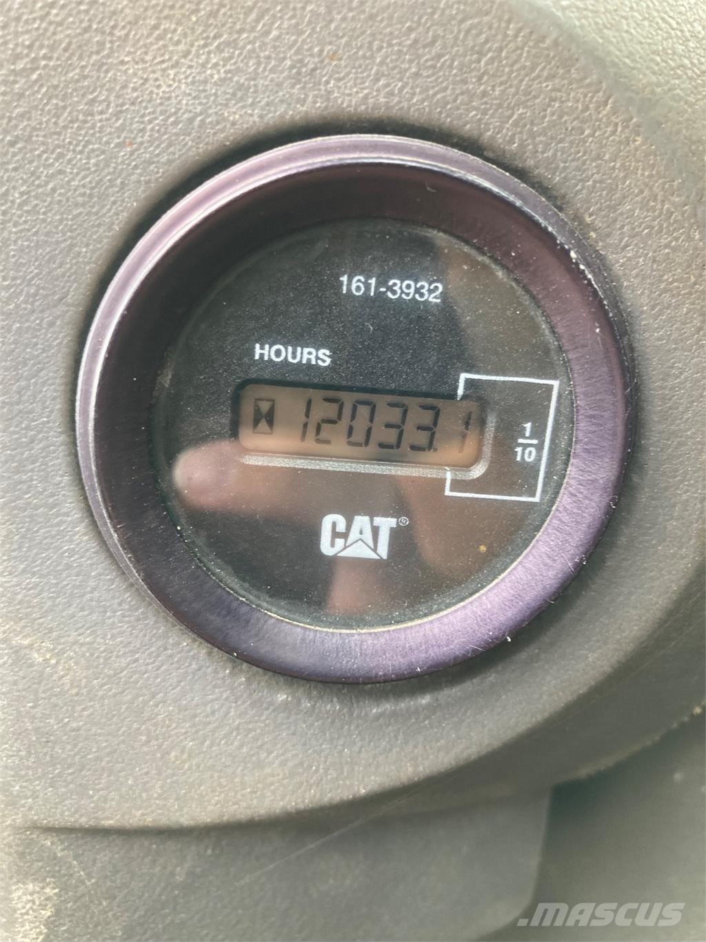 CAT 924G Kolesové nakladače