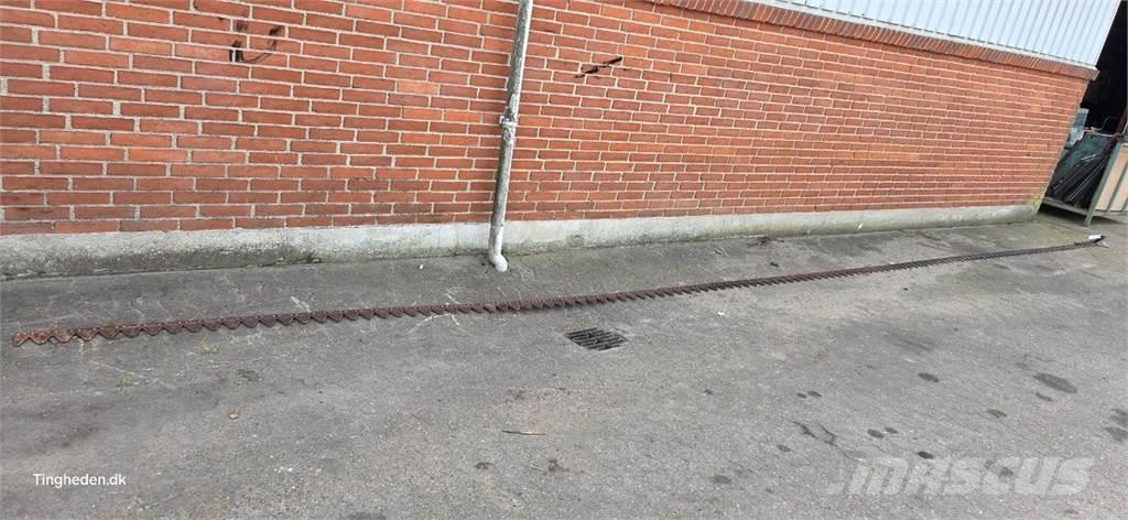 CLAAS  Príslušenstvo a náhradné diely ku kombajnom