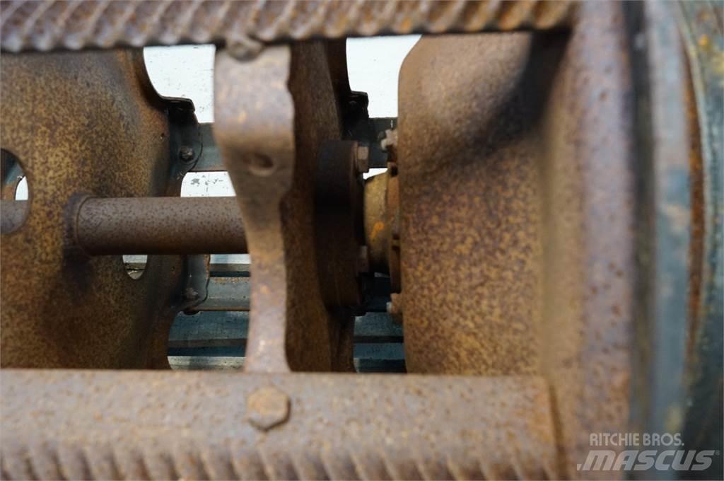 CLAAS Lexion 405 Príslušenstvo a náhradné diely ku kombajnom
