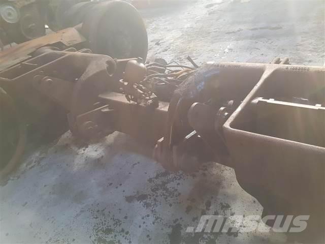 CLAAS Lexion 600 Príslušenstvo a náhradné diely ku kombajnom