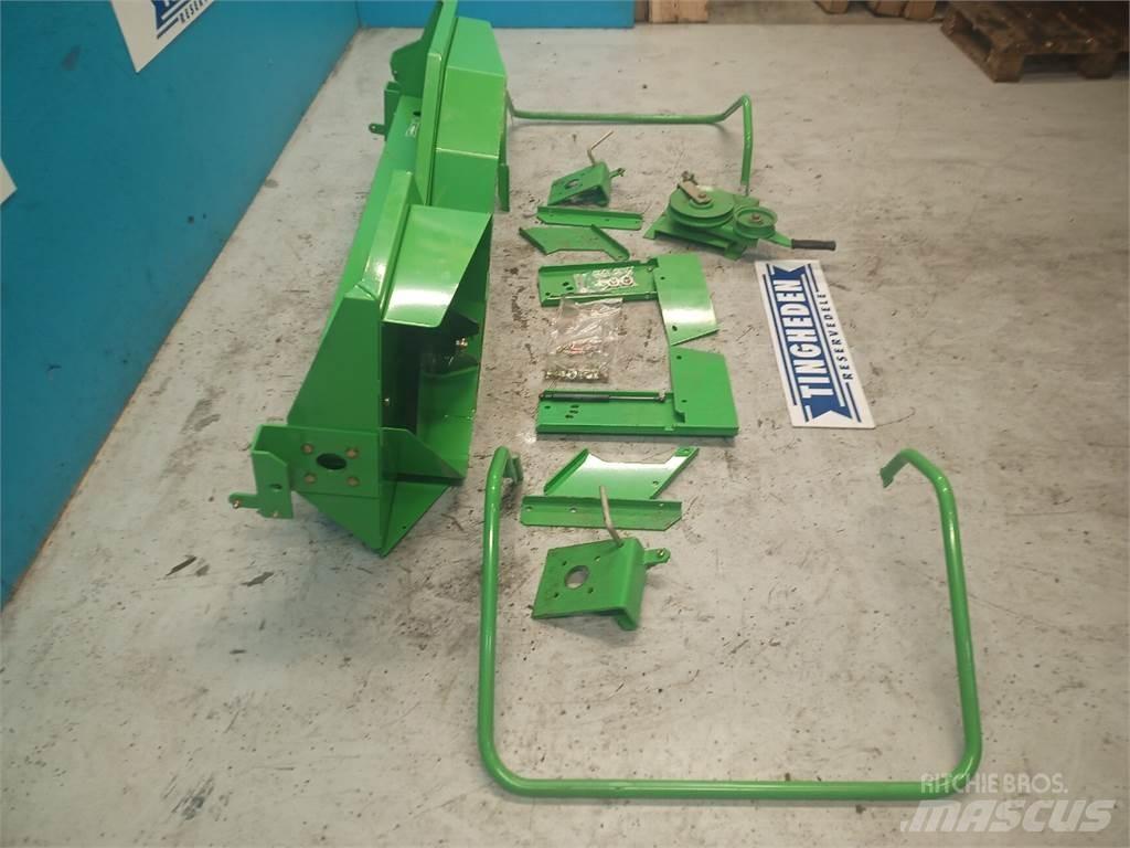Deutz 4075 Príslušenstvo a náhradné diely ku kombajnom