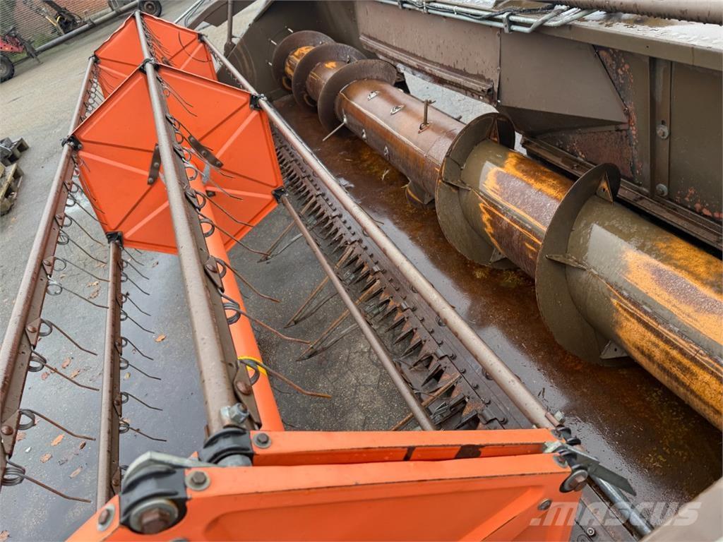 Dronningborg 14 Príslušenstvo a náhradné diely ku kombajnom