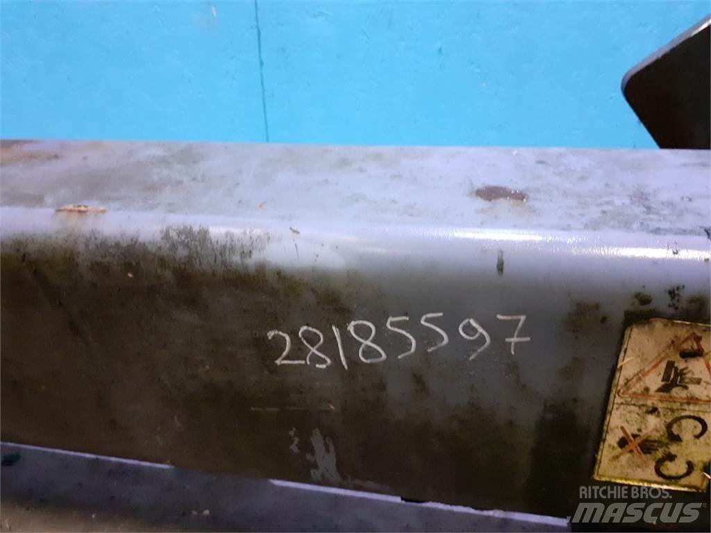 Fendt 6330 Príslušenstvo a náhradné diely ku kombajnom