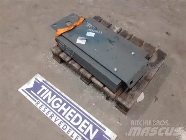 Fendt 6335 Príslušenstvo a náhradné diely ku kombajnom