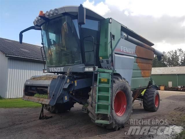 Fendt 8300 Kombinované zberacie stroje